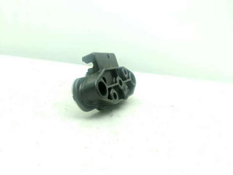 08 Soporte de montaje de pestillo de asiento Kawasaki Ninja ZX14 Foto 4 de 4