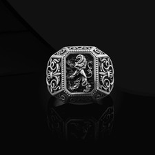 Scottish Rampant Lion Signet Ring 925 Sterling Silver Oxidized Ring Duty Free
