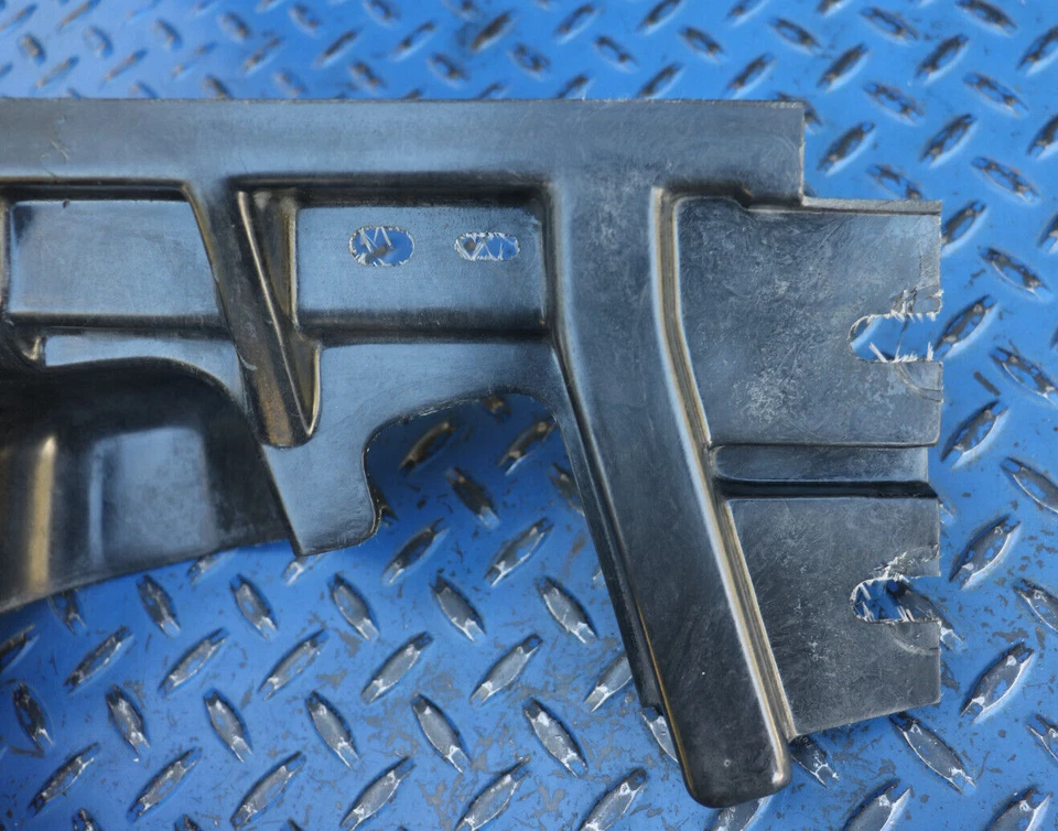 1991-1996 Chevrolet Corvette C4 Front Passenger Side Inner Fender Liner 10276506 - Image 2 of 4