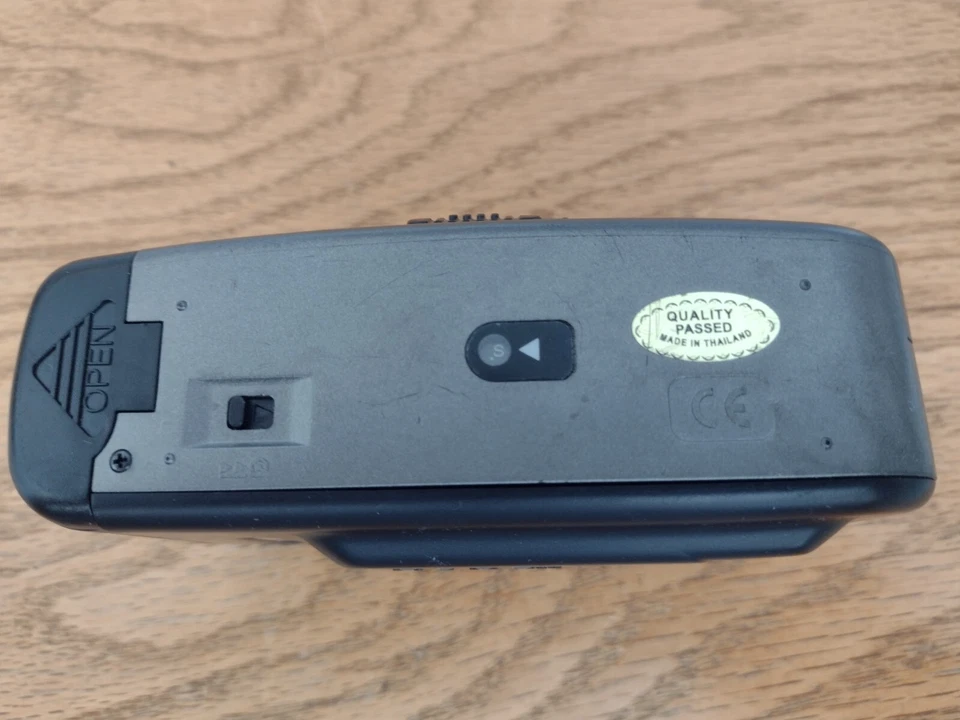 Vivitar EZ Motor Date-A-Print Auto Focus 35mm Camera Tested - Image 4 of 4