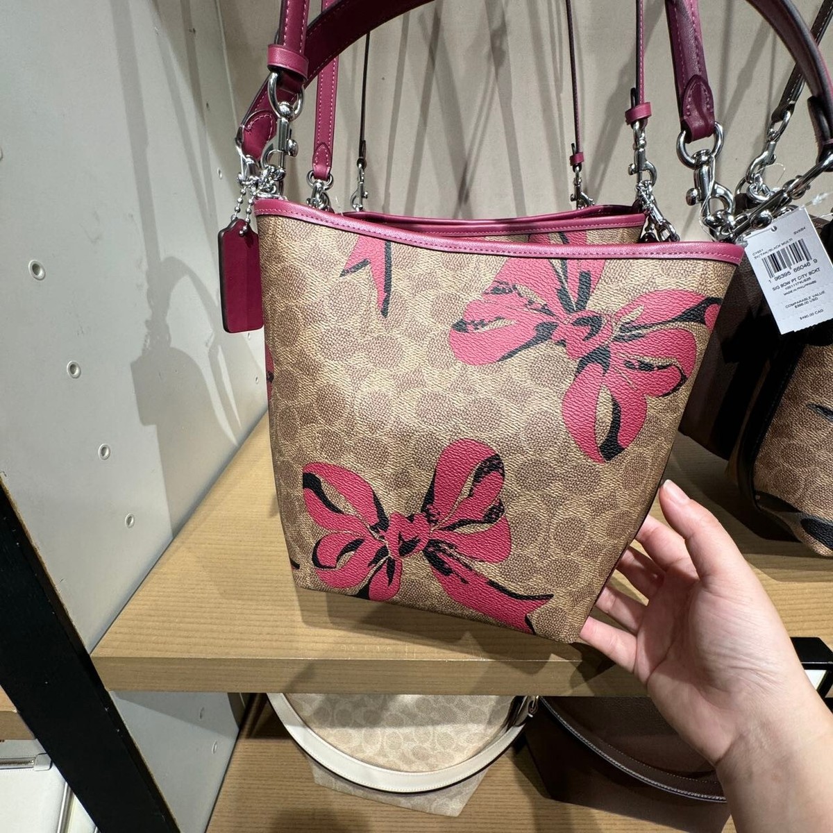NWT Coach City Bucket Bag In Signature Canvas With Bow Print CY651