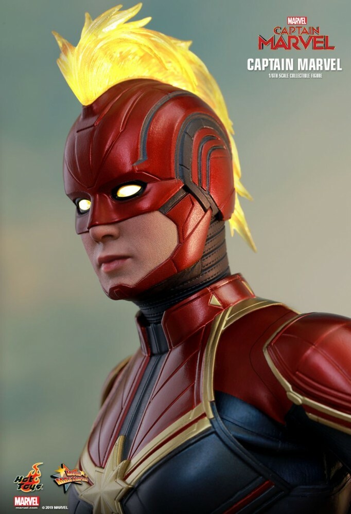 HOT TOYS 1/6 MMS521 CAPTAIN MARVEL as Brie Larson Action Figure