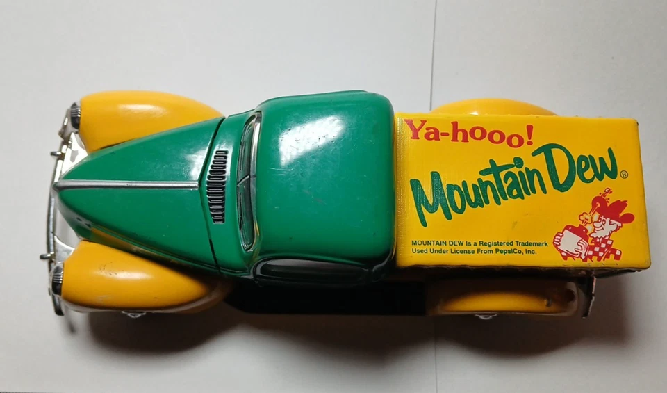 Camión de soda Ford Mountain Dew modelo 1940 diecast rueda dorada vintage⚡💥1:24 Foto 2 de 4