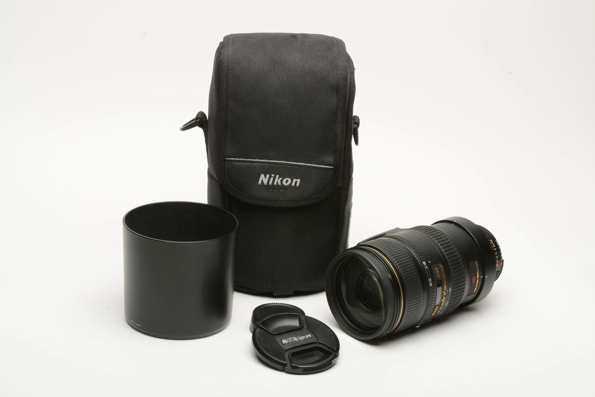 Nikon Nikkor AF ED 80-400mm f4.5-5.6D ED VR w/Case, Hood, Caps