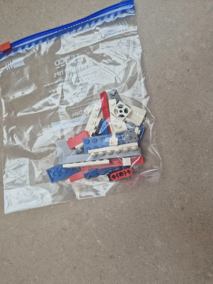 LEGO Creator 4953 Fast Flyers, photo 4 of 5
