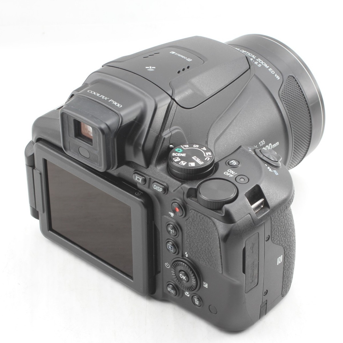 NEARMINT】Nikon COOLPIX P900 16MP Compact Digital Camera Black