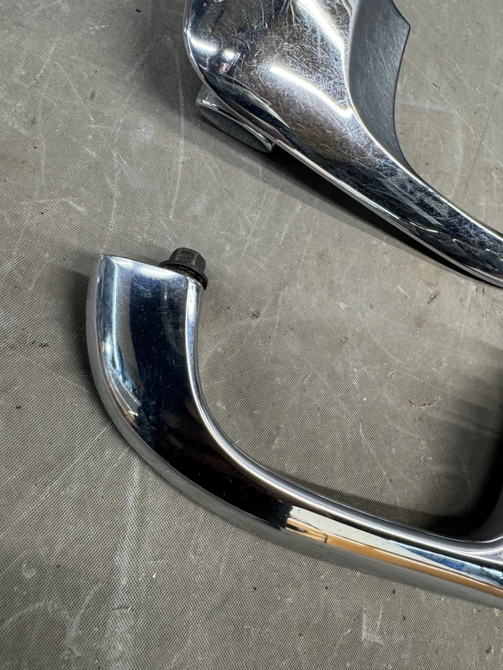 Oldsmobile Starfire Ninety Eight 1961-1964 manijas de 2 puertas Pontiac Grand Prix 88 Foto 2 de 4