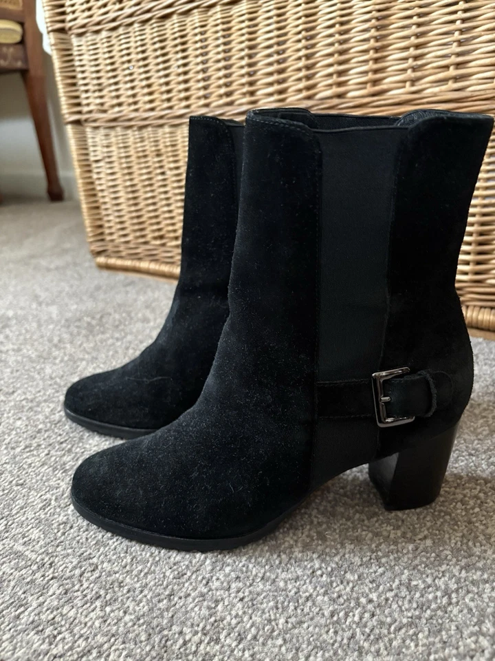Gorgeous Cole Haan Black Suede Boots Size 4 UK/37 EU/6.5 US Very Good Condition - Image 4 of 4