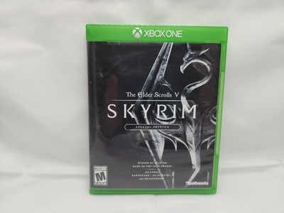 The Elder Scrolls V: Skyrim Special Edition Microsoft Xbox One With Skyrim Map