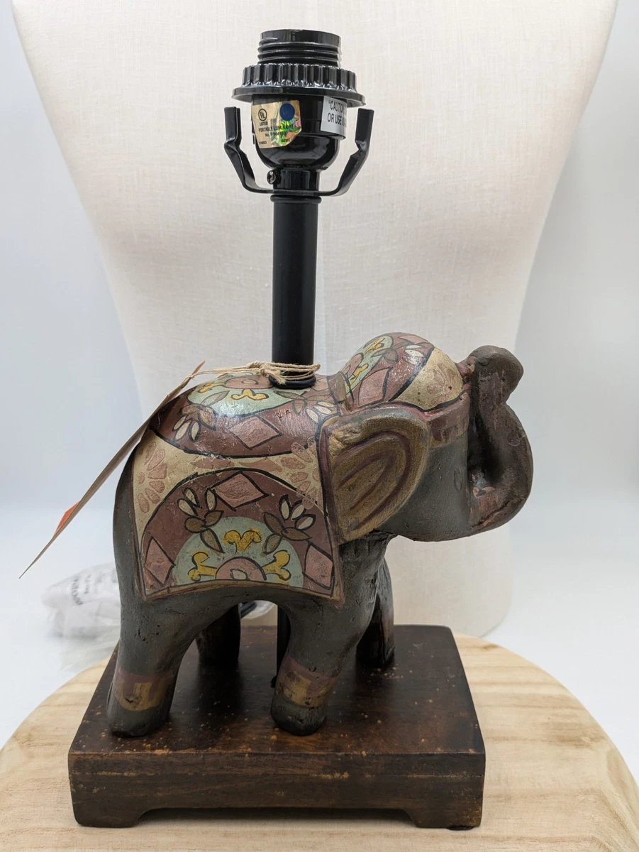 Lámparas de mesa con motivos indios - Colección Nueva 2026