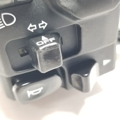 2024 24-25 KAWASAKI NINJA ZX6R OEM LEFT CLIP ON HANDLE HORN SIGNALS SWITCH - Picture 7 of 14