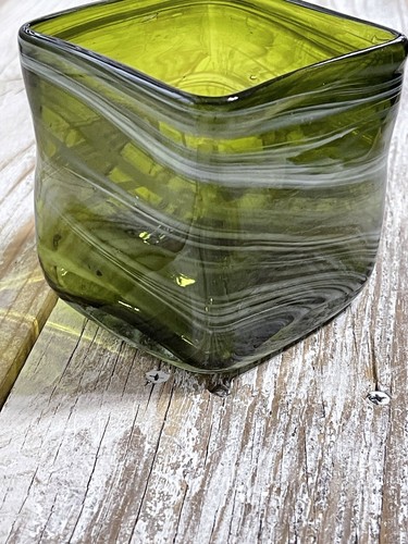 Vintage Green and White Swirled Art Glass Square Vase Unmarked 4" x 4" - Picture 2 of 9