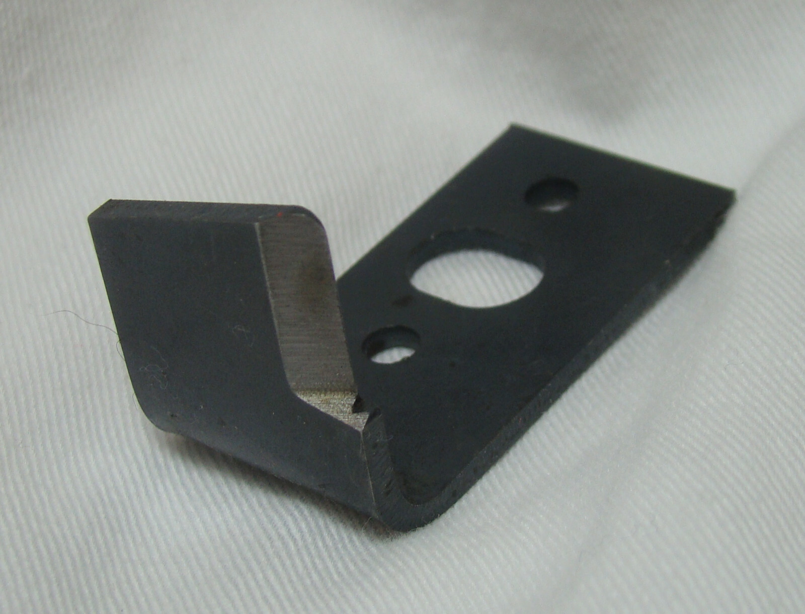 918748M1 Massey Ferguson Baler Lshape 50mm Twine Knotter Knife Cutter