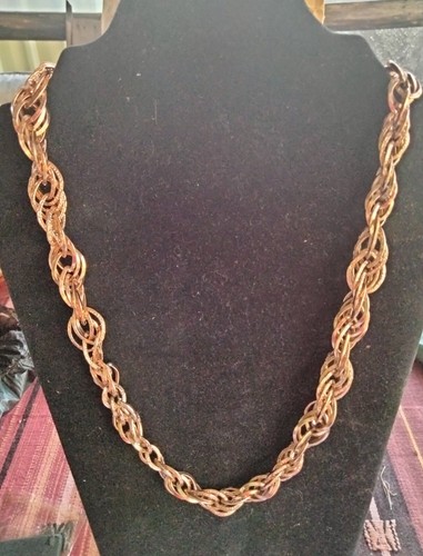 VINTAGE 'GOLD' ( as in colour) LINK NECKLACE/CHAIN. MID 20thC - Picture 5 of 5