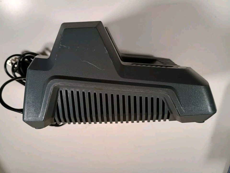 Lynxx Replacement Tool Battery Charger 40V 36VDC/3.3A 120VAC 60Hz