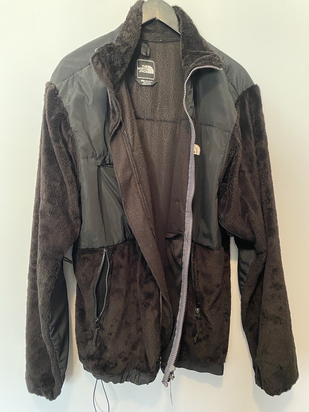 Mens The NORTH FACE Black Denali Polartec Vented Fleece Sweater Jacket