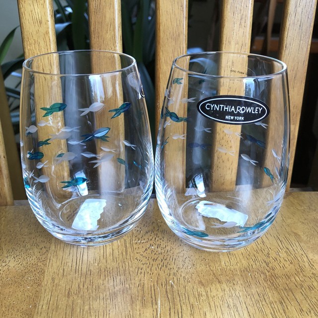 CYNTHIA ROWLEY Wine Glasses Stemless Drinking BLUE Etched Fish Glass