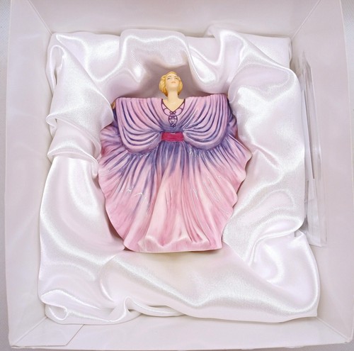 Royal Doulton HN Icons Limited Edition HN 5655 Isadora - Boxed and COA - Picture 2 of 10