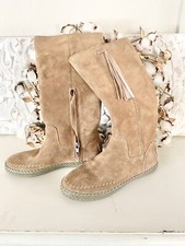 UGG WOMEN'S KELLEEN US 6 BROWN SUEDE  FLAT SOLE FRINGE ZIPPER TALL BOOTS