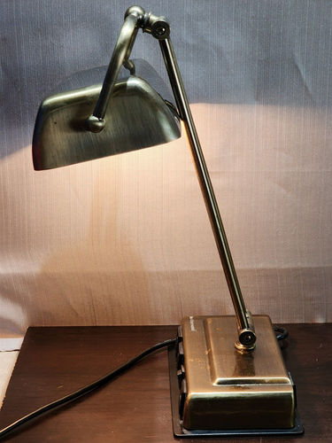 Vintage POLISHED BRASS BANKERS LAMP Desk Piano Light w/outlets & phone jack FLAW - Picture 7 of 13