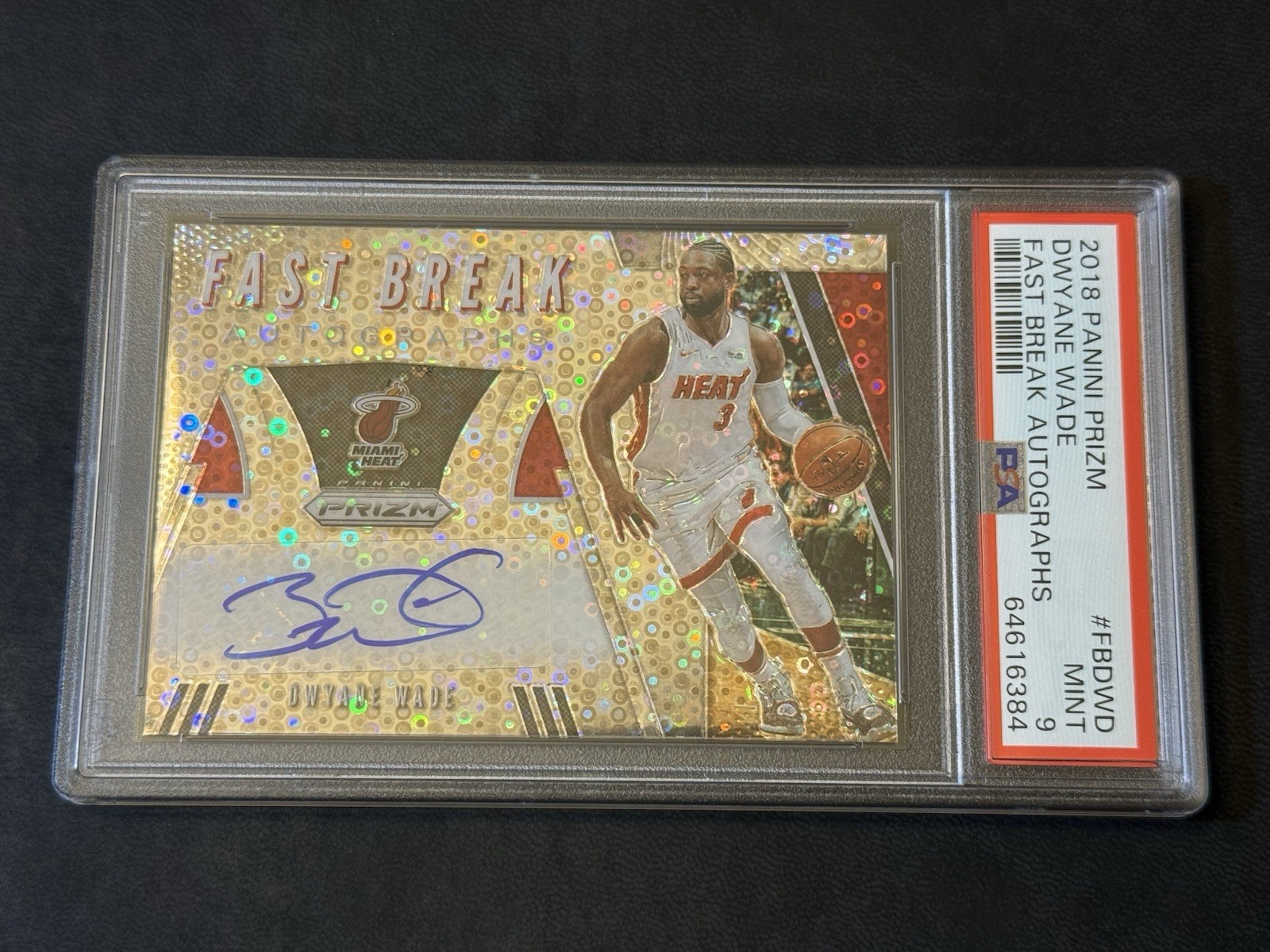 2018 Panini Prizm Dwyane Wade Fast Break Autographs PSA 9 view 2
