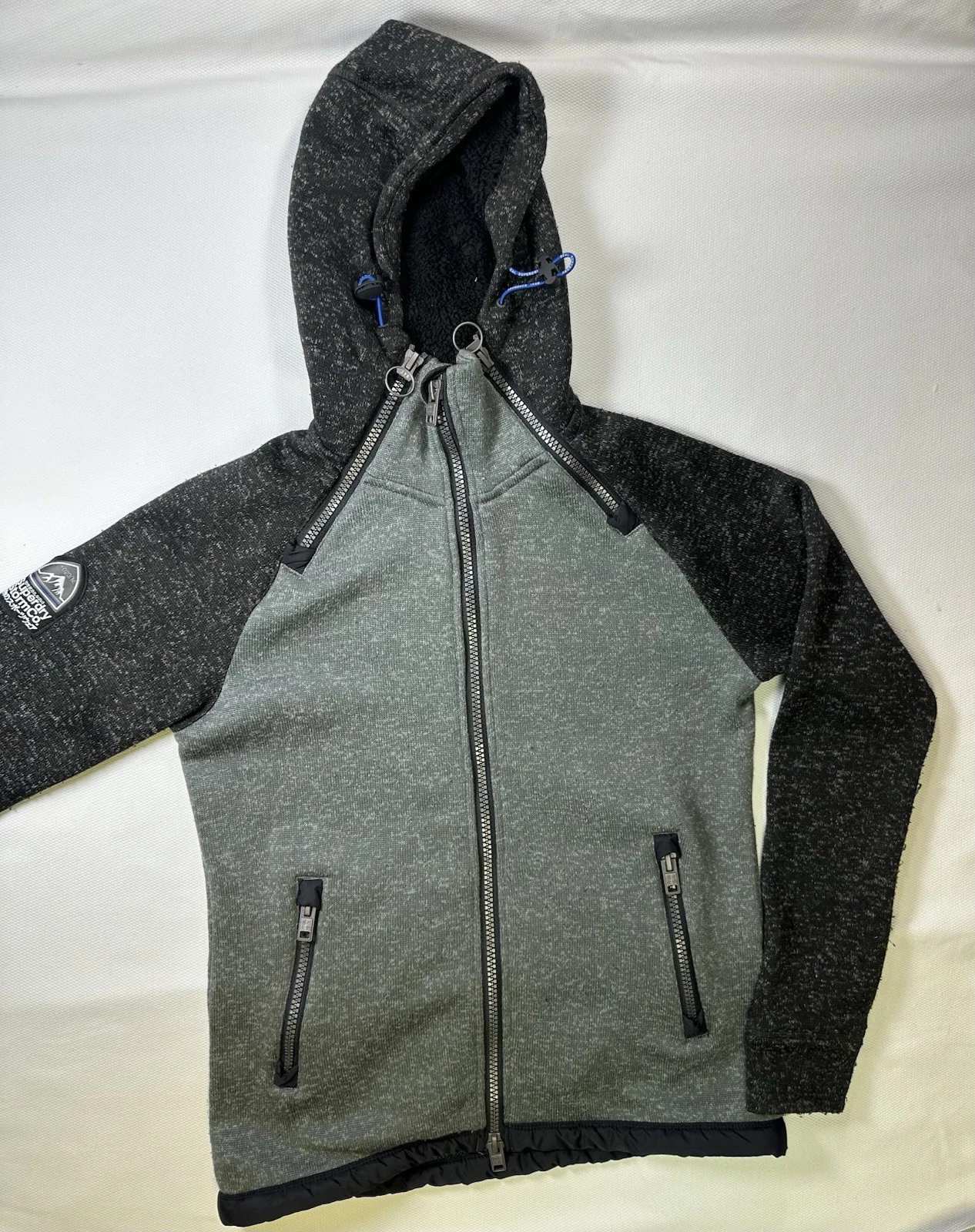 Superdry Storm Winter Warm Hooded Jacket Sz Medium M20099PQ