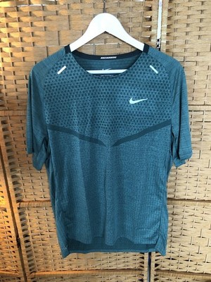 New M Nike Dri-FIT ADV Run Division Tech Knit Running Shirt Green DM4753-338 Men