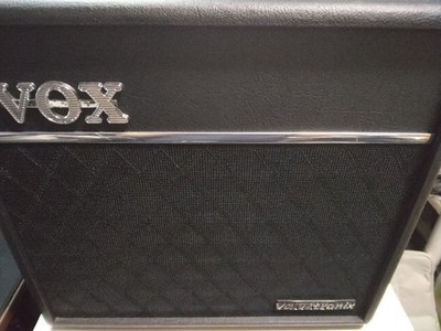 VOX VT40+ Tube Guitar Amplifier 12 Inch Speaker with Guitar Cable