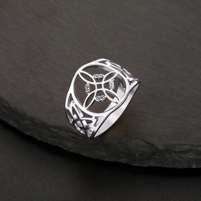 Witch Knot Ring Hollow Stainless Steel Celtic Vintage Amulet Unisex