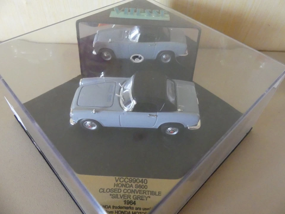 Vitesse 1:43 HONDA S800 Closed Roof "Silver Grey" 1964 Ltd. Edition VCC99040 - Image 2 of 4