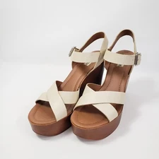 Steve Madden Piranna Size 9.5M Women’s Cream Open Wedge Platform Sandals Shoes