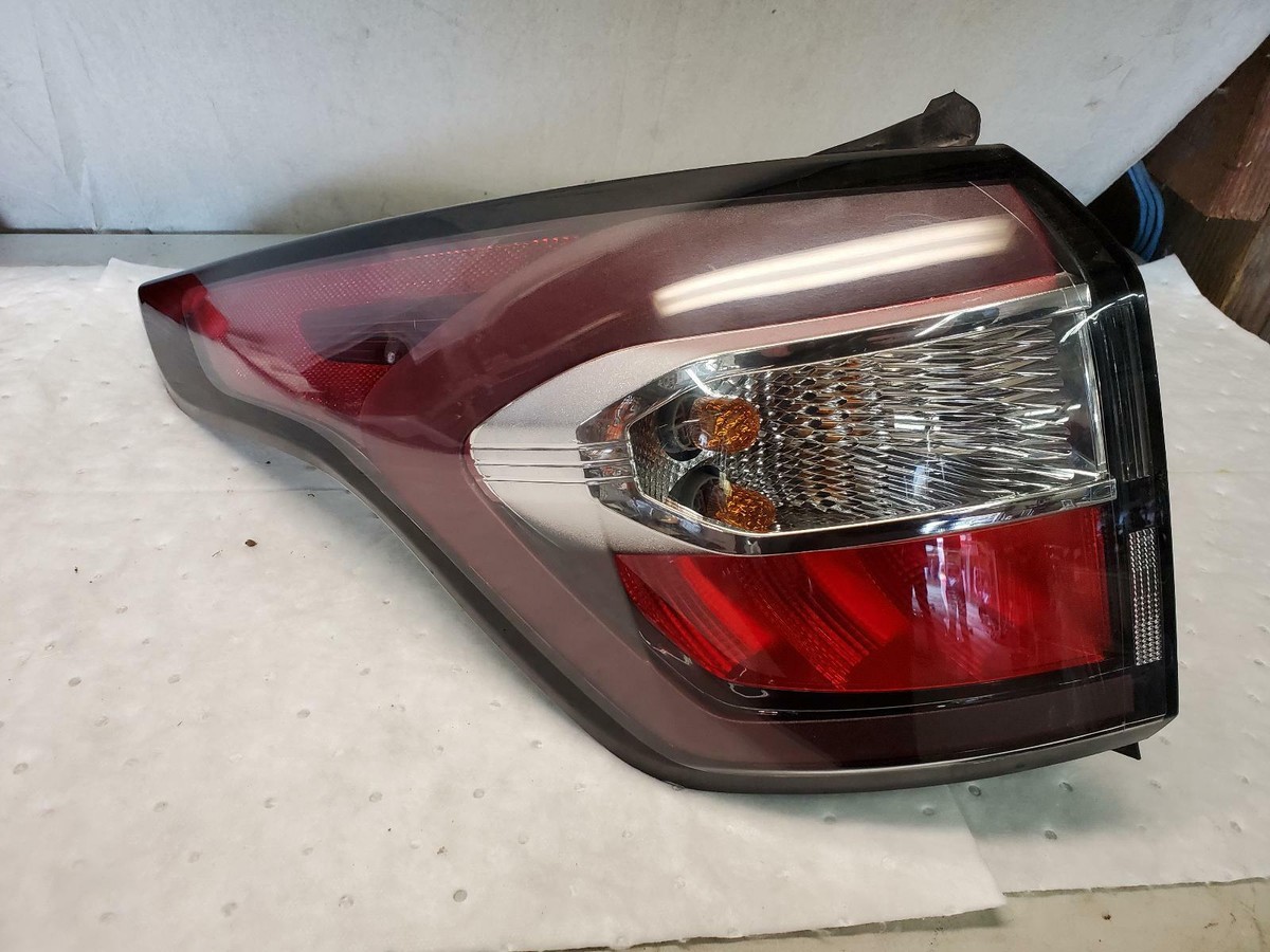 FORD ESCAPE L Taillight quarter panel mounted, smoked red