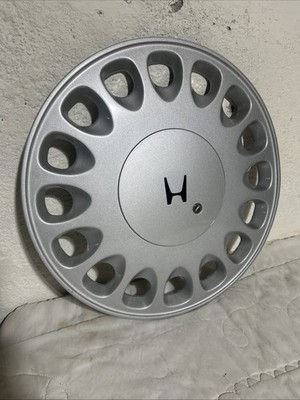 1992-1993 Honda Accord Wagon 15” Silver Wheel Cover Hub Cap 44733