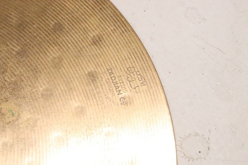Zildjian ZBT 13" Hi Hat Cymbals - Picture 10 of 20