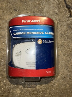 First Alert CO400 Carbon Monoxide Alarm Detector