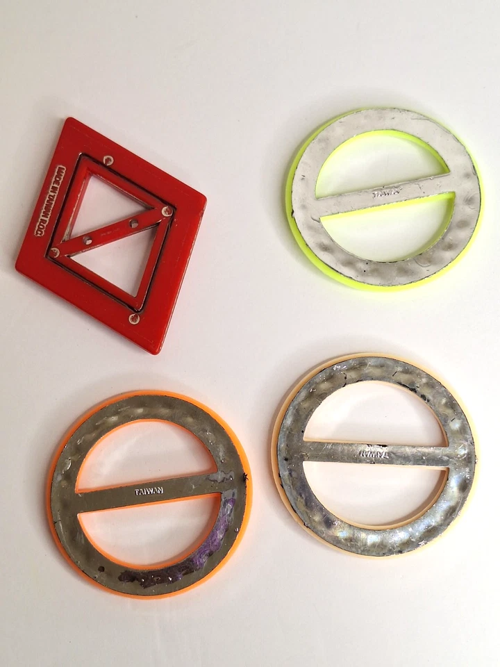 Camiseta vintage de los años 90 de plástico con estrás hebilla de nudo de corbata lateral Y2K Rave Foto 2 de 4