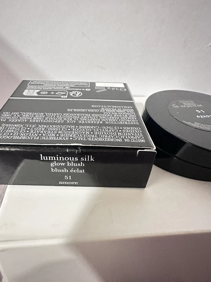 Rubor brillante seda luminosa Giorgio Armani Beauty - 51 Amore - Nuevo en caja - Polvo Foto 4 de 4