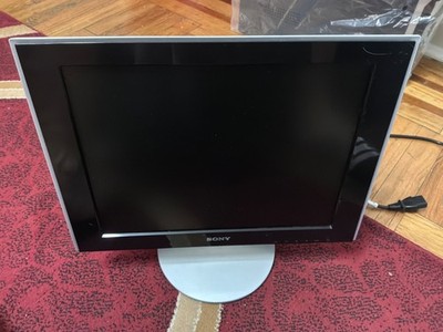 Sony SDM-HS53 15-Inch TFT LCD Color Computer Display in working condition