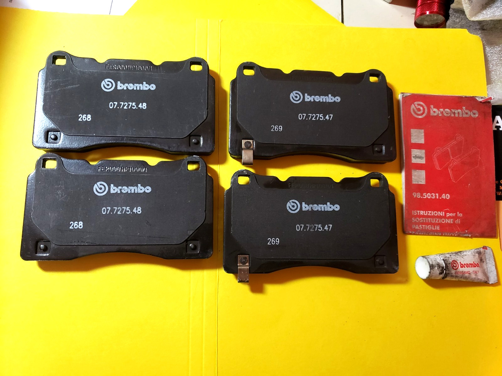 NEW/OLD OEM Stock 2005/06 Ford GT Brake Shoe Kit (4 Pads) PN# 4G7Z-2001-AA