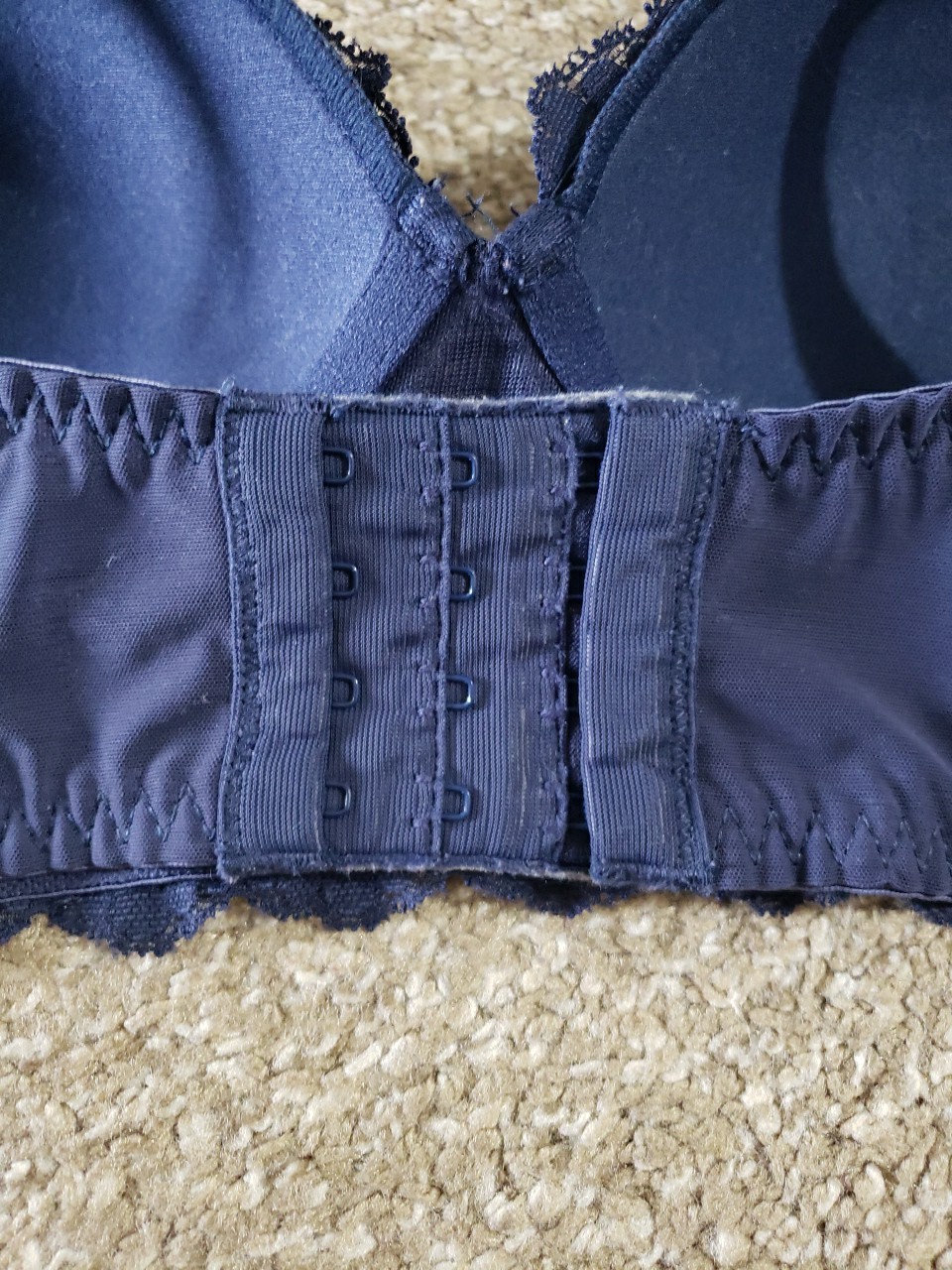 Maidenform Lightly Lined Wireless Bralette Size 3… - image 4