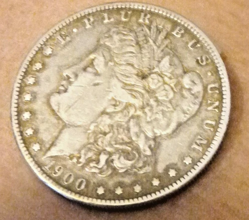 1900-0 Circulated NICE ALMOST UNCIRCULATED SILVER MOARGAN DOLLAR SALE