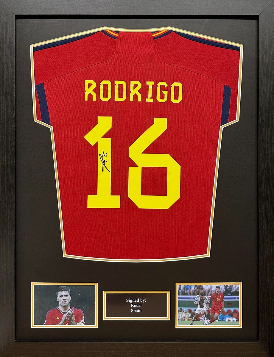 Rodrigo ロドリゴ 直筆サイン入り Manchester City FRAMED RODRI SIGNED SPAIN 22/23 FOOTBALL SHIRT PROOF COA RODRIGO