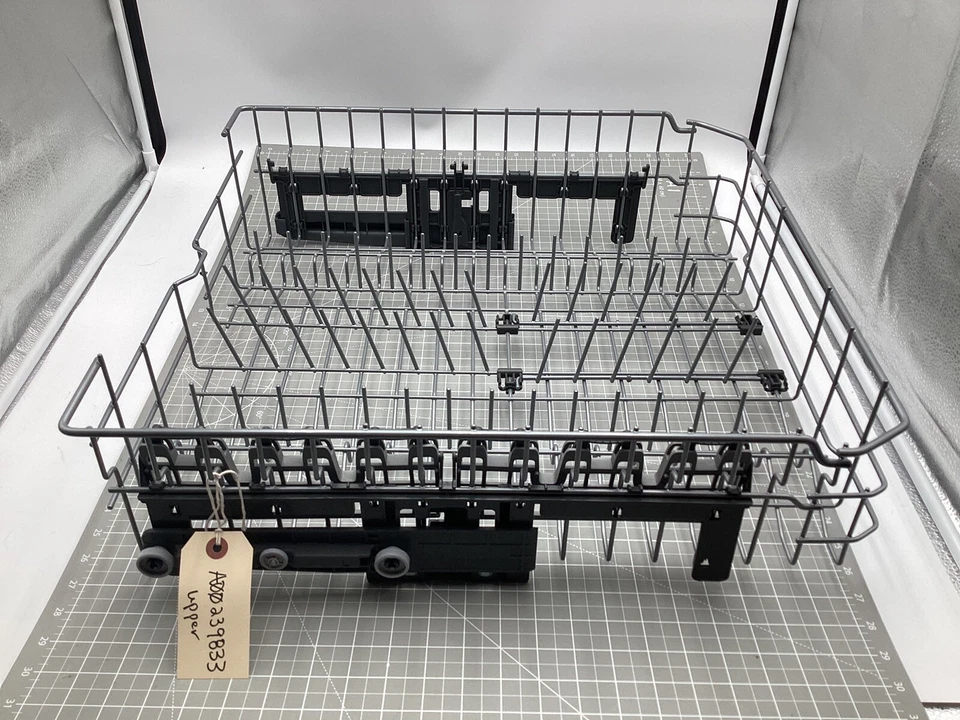 原始设备制造商 A00239833 Upper Dishrack Assy 适用于 Electrolux EI24ID81SS0A 洗碗机 — 第 2/3 张图片