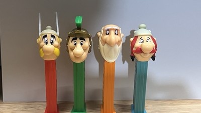 Pez Asterisk Set Of 4 Loose