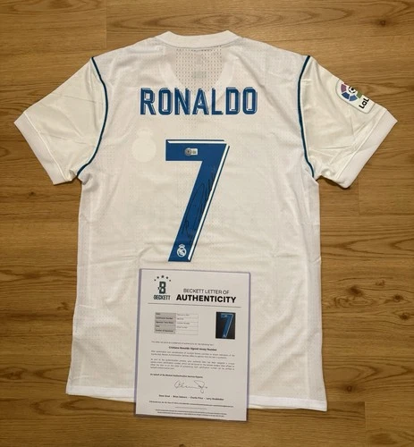 Cristiano RONALDO Signed Real Madrid Soccer Jersey Autograph BECKETT Authentic