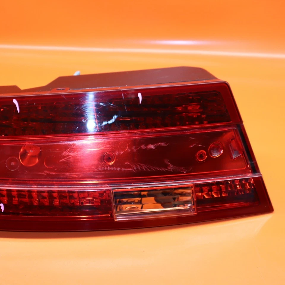 G2U ASTON MARTIN DB9 TAIL LIGHT LEFT 2008 2009 2010 2011 2012 8D3313405AE BAD LE - Image 3 of 4