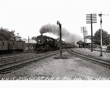 8 x 10 Photo:  New Haven # 1368 Canton Jct. 7/4/1941