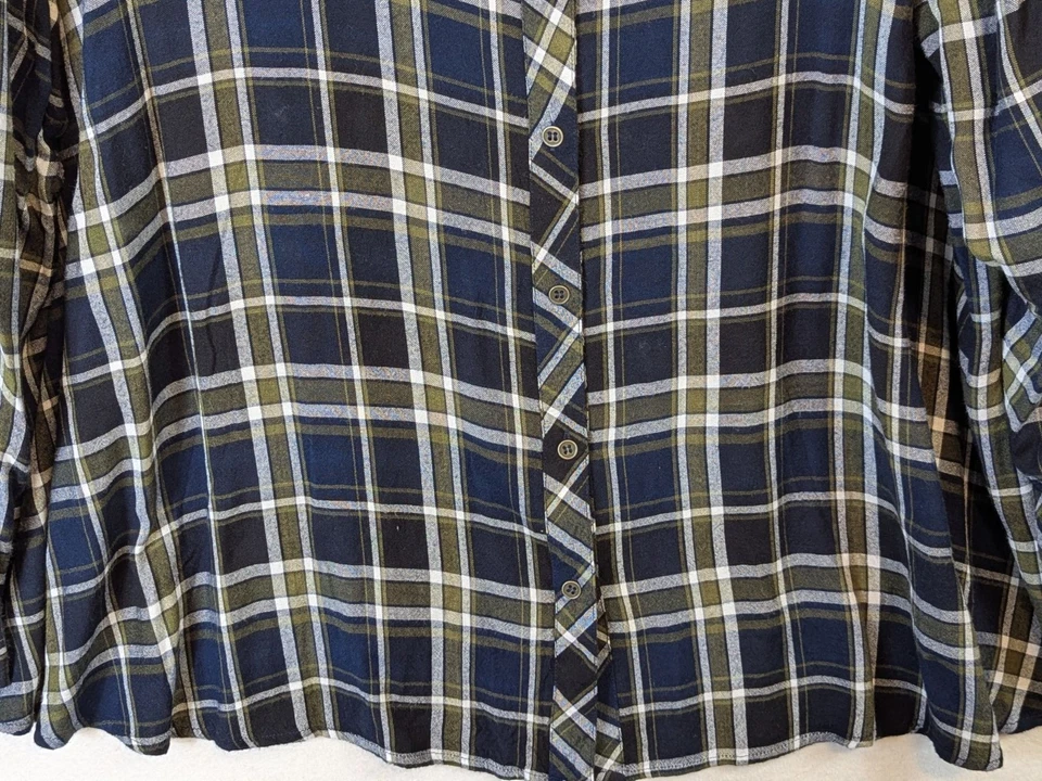 Camisa Avenue para mujer talla grande 30 a cuadros con botones look al aire libre ocio atemporal Foto 4 de 4