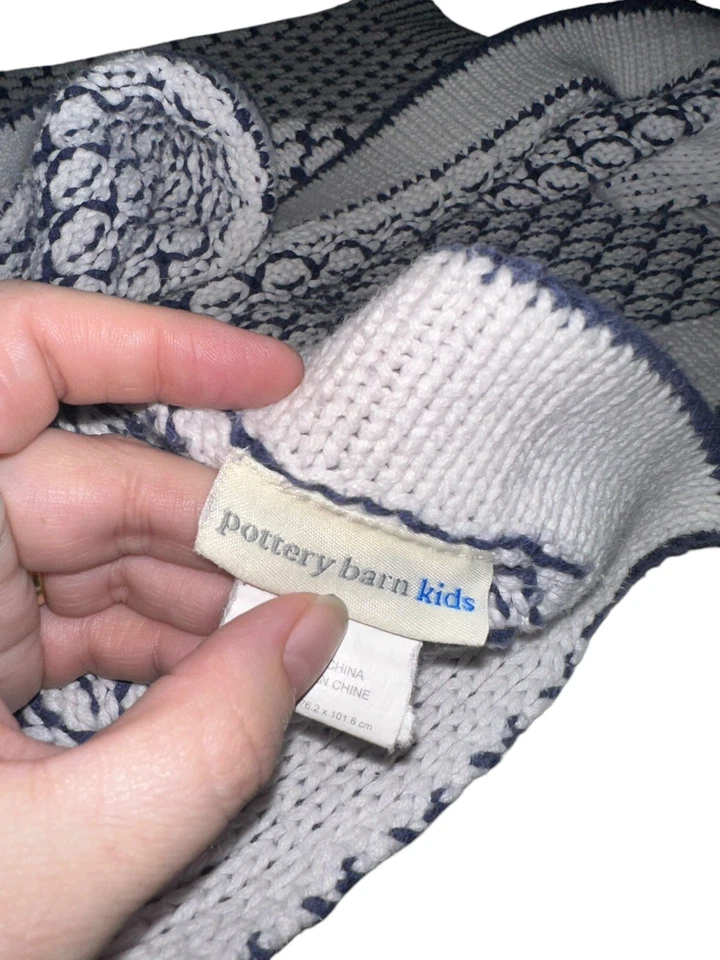 Manta tejida azul y blanca Pottery Barn Kids (33"x28") seguridad Lovey Foto 3 de 4