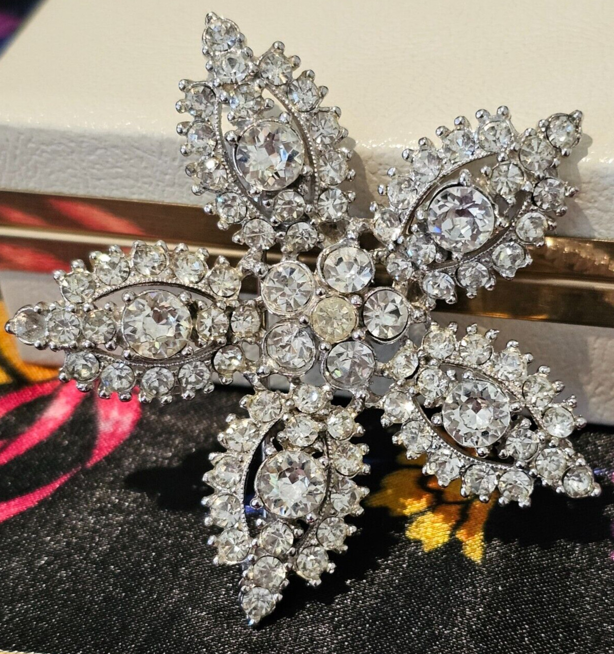 Signed Bogoff Vintage Star Clear Rhinestone Brooc… - image 4